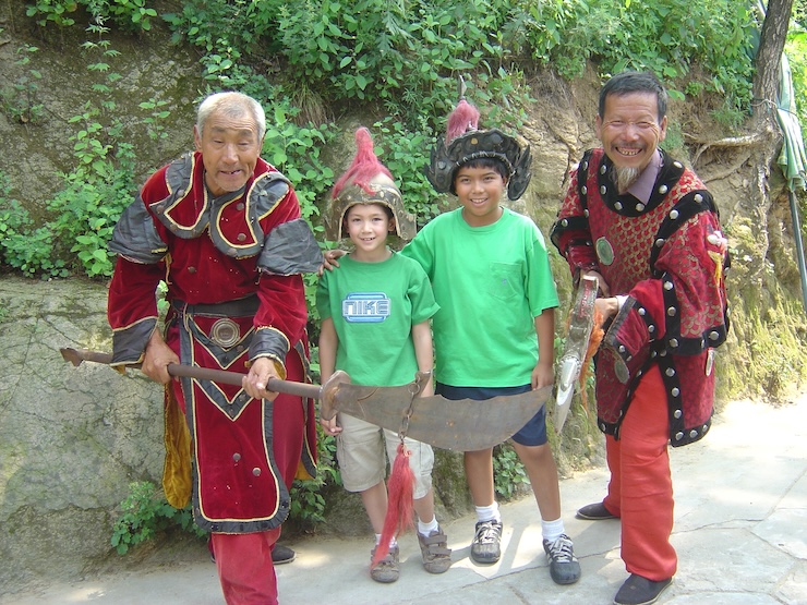 Great Wall of China Mutianyu Guards with kids Great Wall of China Mutianyu Guards with Kids