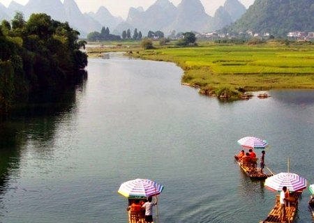 Rafting in the Yulong River