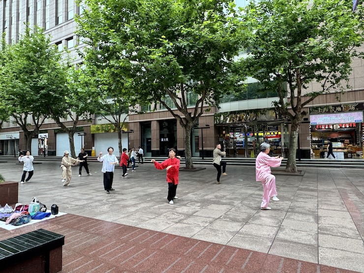 Early morning Tai Chi at Nanjing East Road