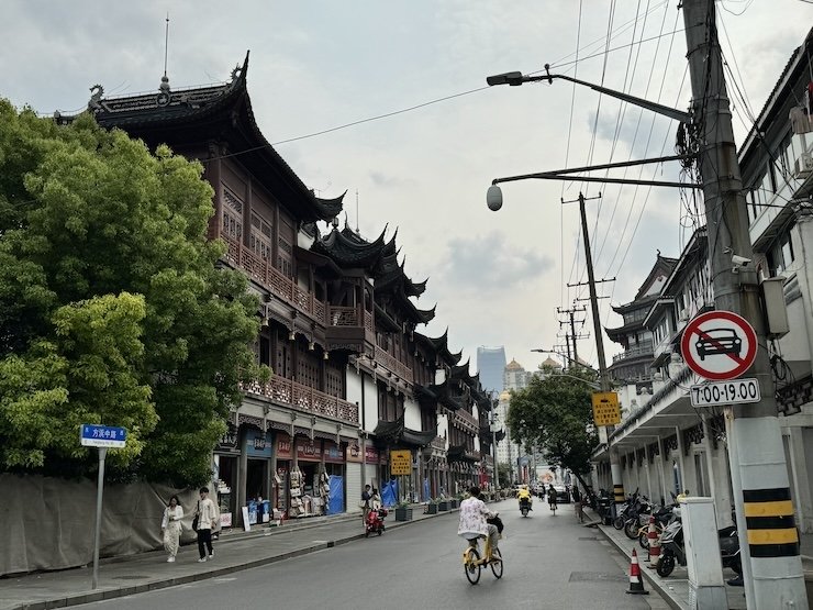 Old Shanghai lanes