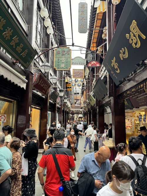 Yu Yuan Bazaar Stalls Yuyuan Bazaar Stalls